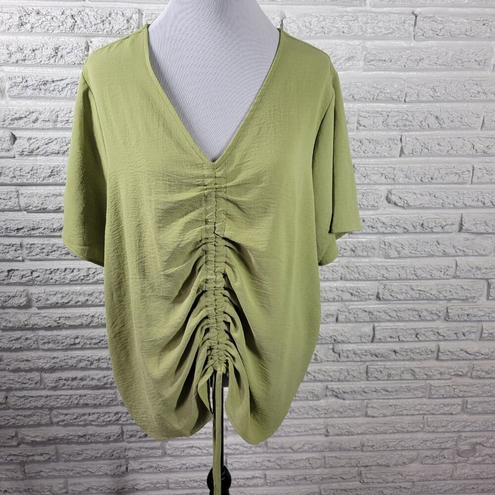 Cato Est 1946 Blouse 18W 20W Plus Size Green V-Neck Short Sleeve Pullover GRE17E